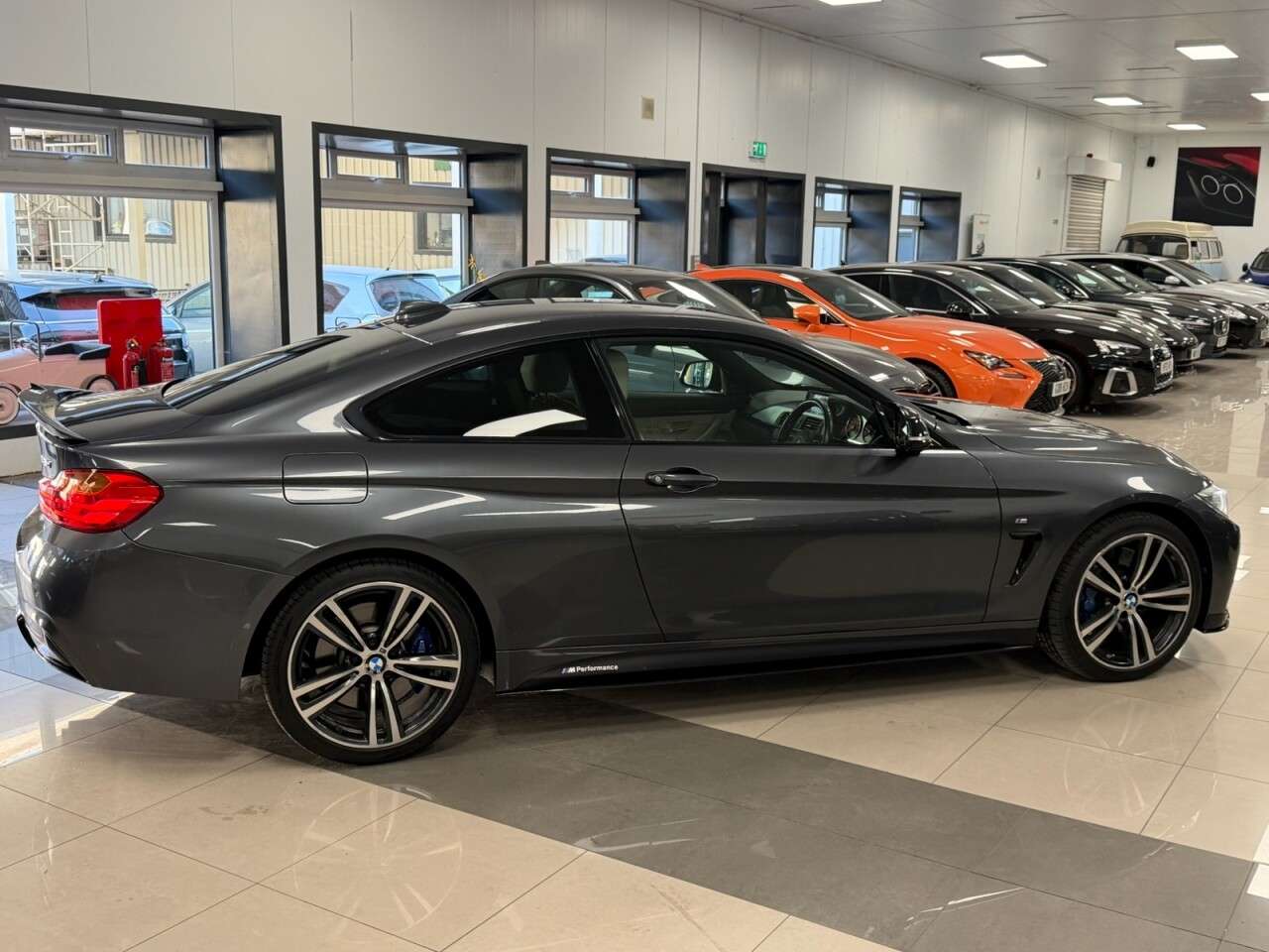 A 2015 BMW 4 SERIES 3.0 435d M Sport Coupe 2dr Diesel Auto xDrive Euro 6 (s/s) (313 ps) ADAPTIV A 2015 BMW 4 SERIES 3.0 435d M Sport Coupe 2dr Diesel Auto xDrive Euro 6 (s/s) (313 ps) ADAPTIV