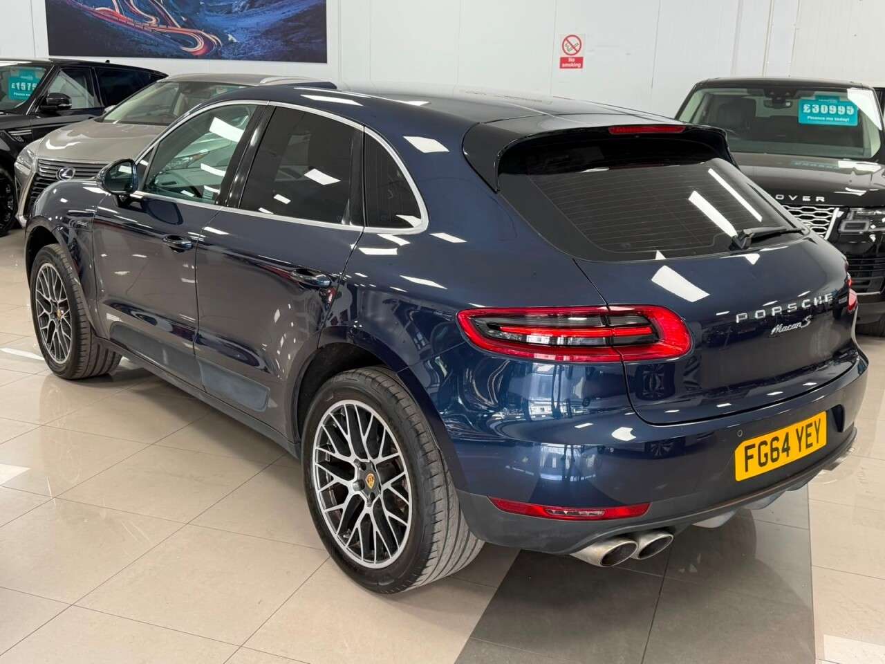 2014 PORSCHE MACAN 2014 PORSCHE MACAN