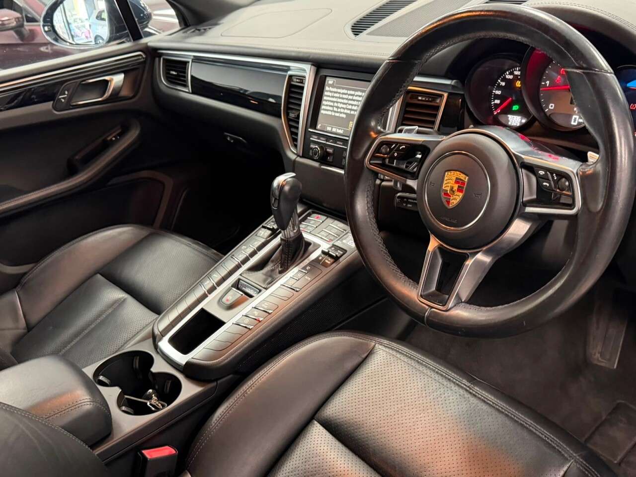 2014 PORSCHE MACAN 2014 PORSCHE MACAN
