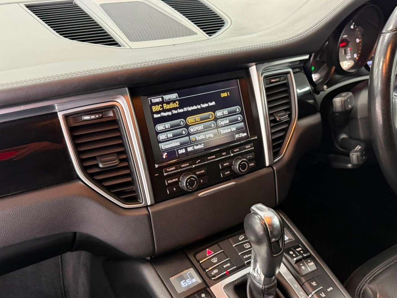2014 PORSCHE MACAN 2014 PORSCHE MACAN