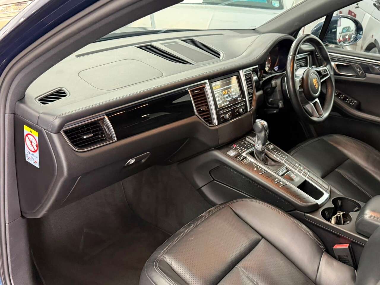 2014 PORSCHE MACAN 2014 PORSCHE MACAN