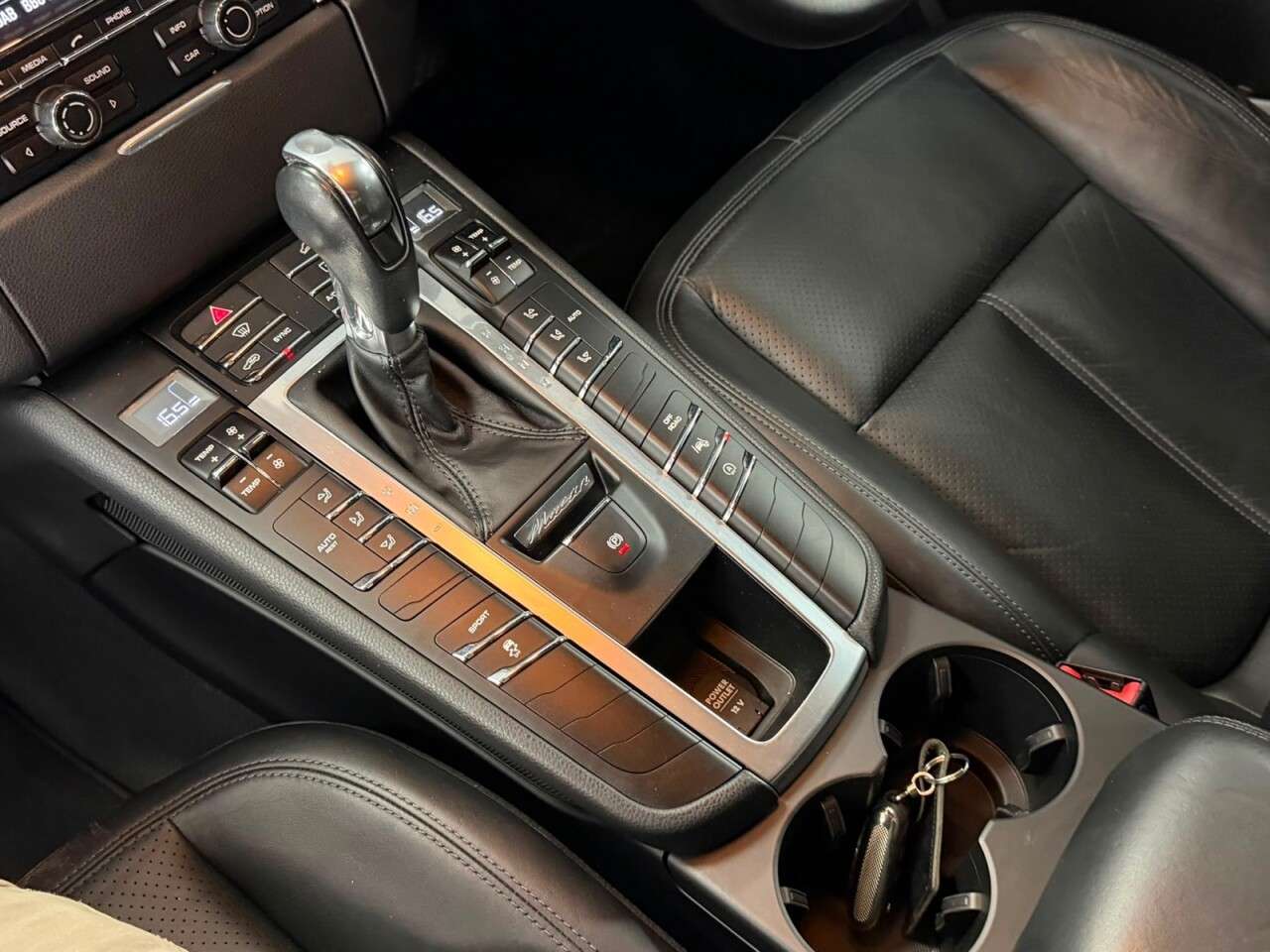 2014 PORSCHE MACAN 2014 PORSCHE MACAN