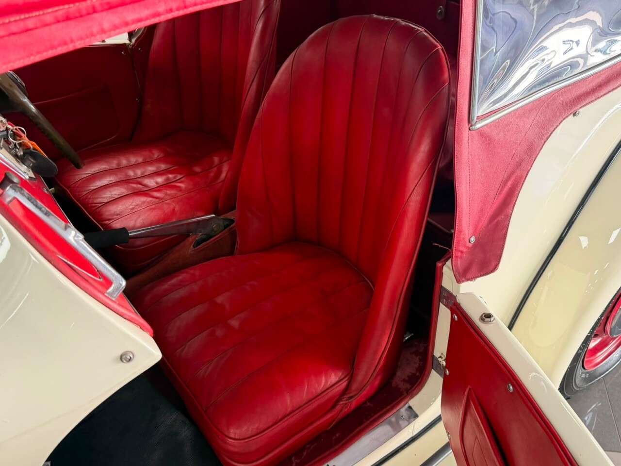 1974 MG TD 1974 MG TD