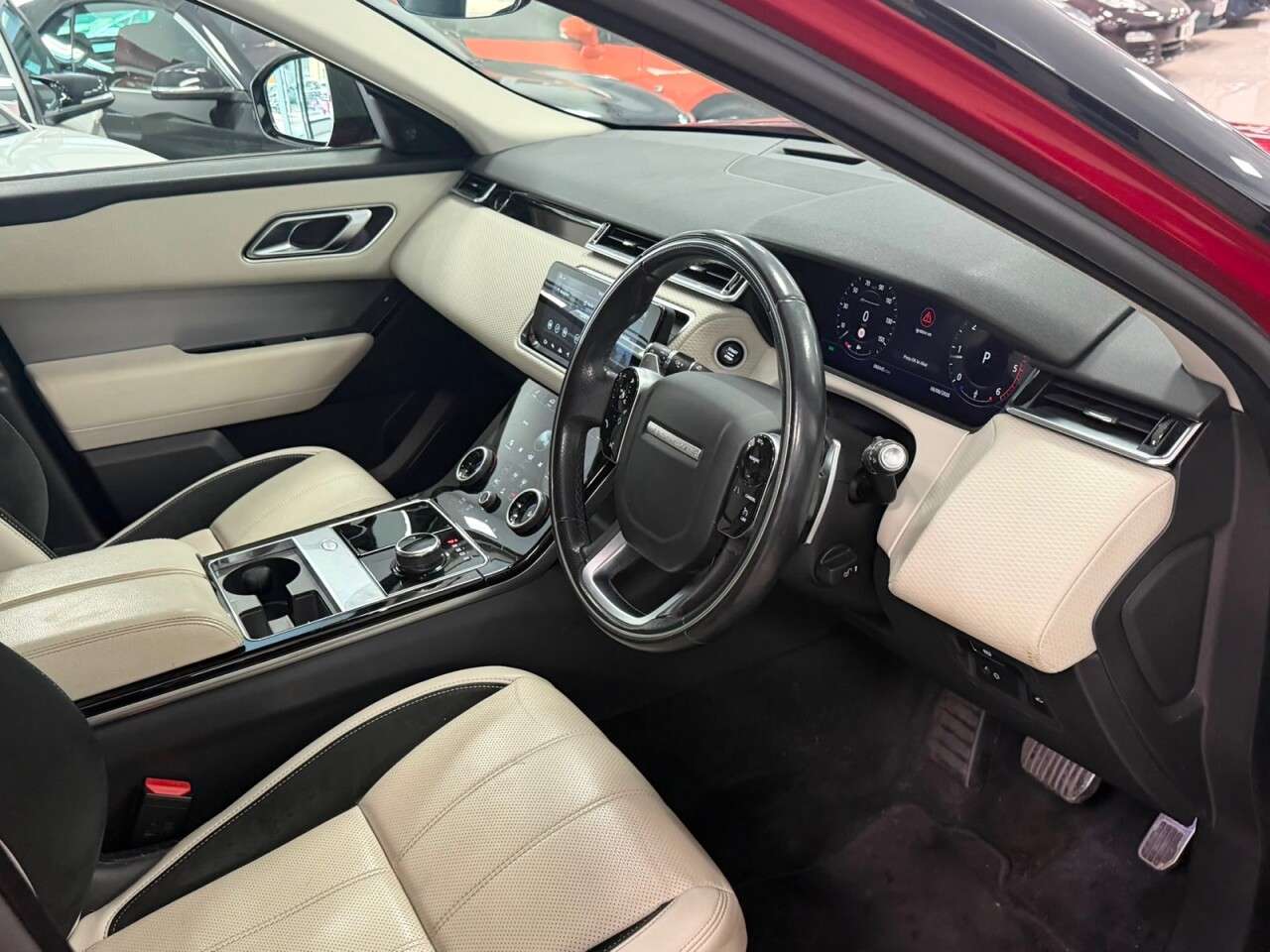 2020 LAND ROVER RANGE ROVER VELAR 2020 LAND ROVER RANGE ROVER VELAR