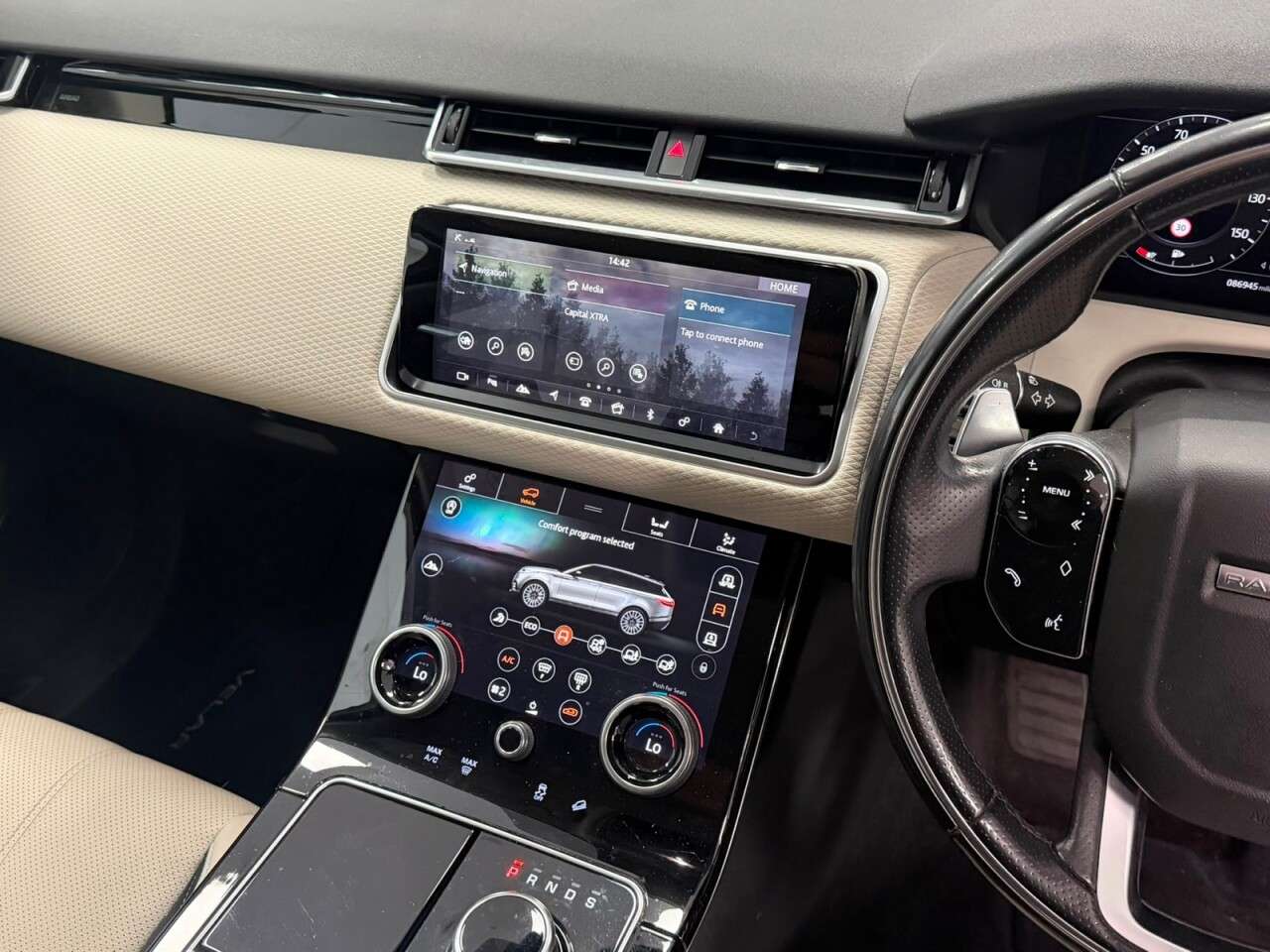 2020 LAND ROVER RANGE ROVER VELAR 2020 LAND ROVER RANGE ROVER VELAR