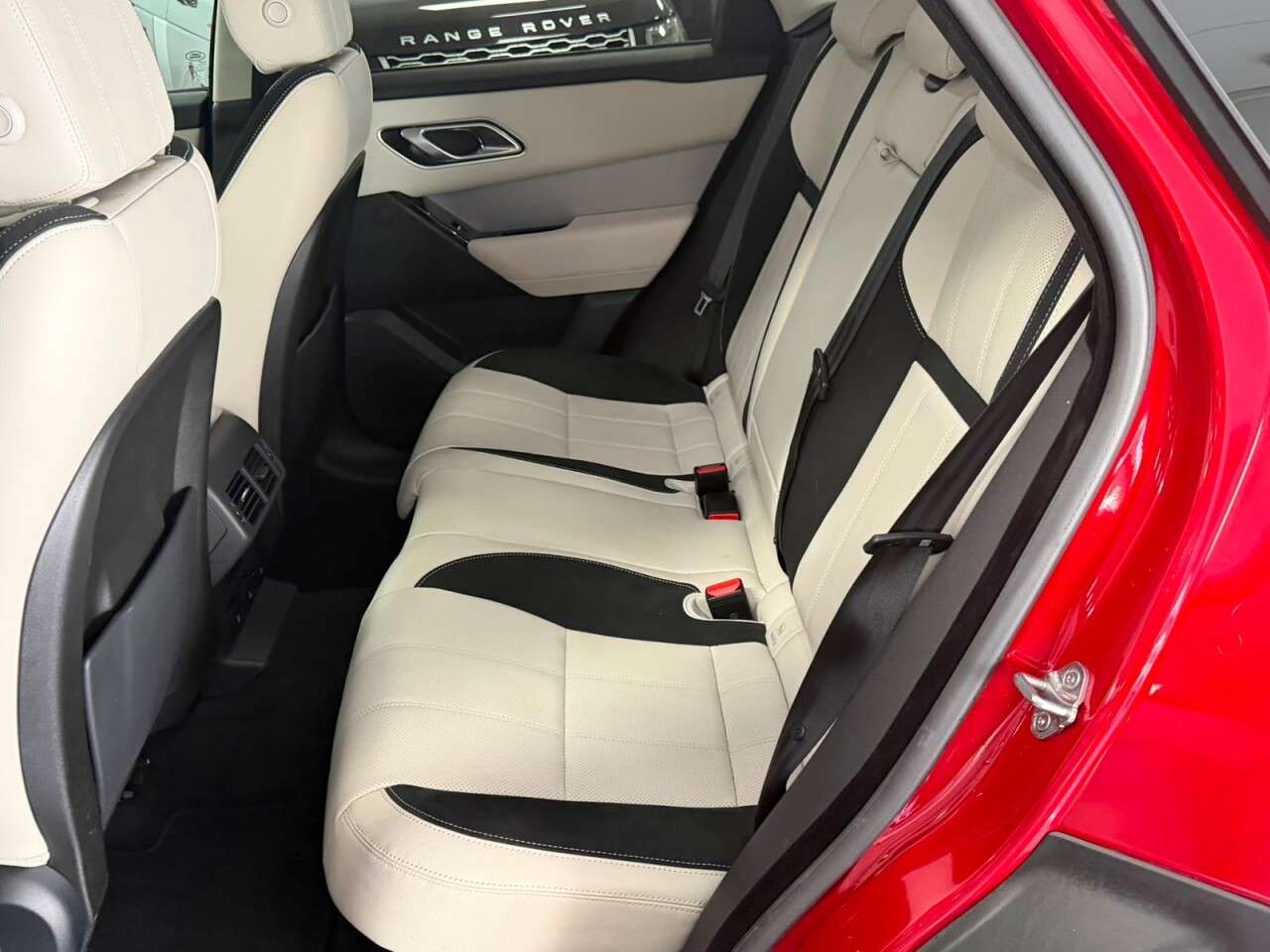 2020 LAND ROVER RANGE ROVER VELAR 2020 LAND ROVER RANGE ROVER VELAR