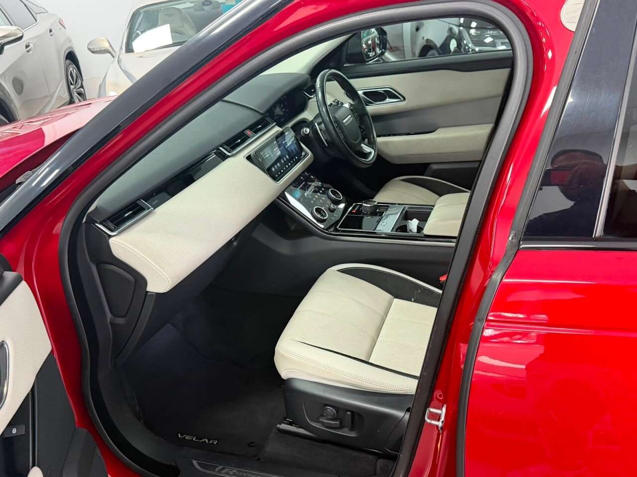 2020 LAND ROVER RANGE ROVER VELAR 2020 LAND ROVER RANGE ROVER VELAR