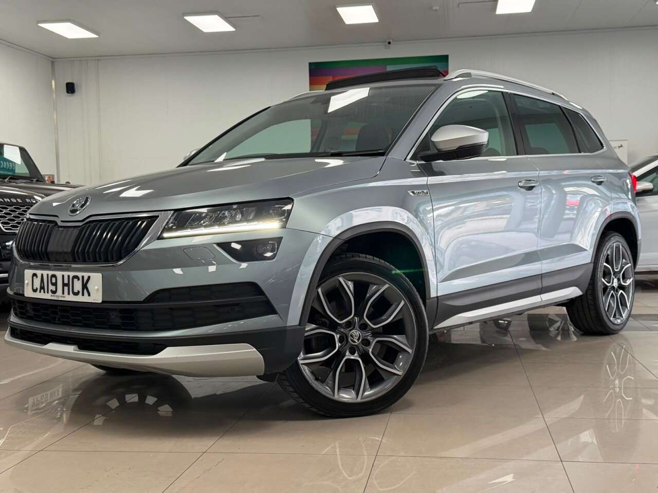 A 2019 SKODA KAROQ 2.0 TDI Scout SUV 5dr Diesel Manual 4WD Euro 6 (s/s) (150 ps) SPORTS SEATS A 2019 SKODA KAROQ 2.0 TDI Scout SUV 5dr Diesel Manual 4WD Euro 6 (s/s) (150 ps) SPORTS SEATS