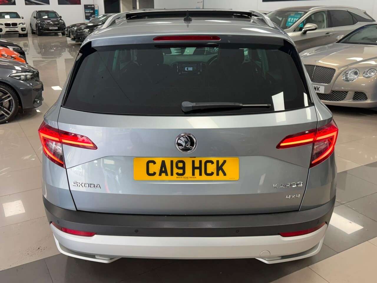 A 2019 SKODA KAROQ 2.0 TDI Scout SUV 5dr Diesel Manual 4WD Euro 6 (s/s) (150 ps) SPORTS SEATS A 2019 SKODA KAROQ 2.0 TDI Scout SUV 5dr Diesel Manual 4WD Euro 6 (s/s) (150 ps) SPORTS SEATS