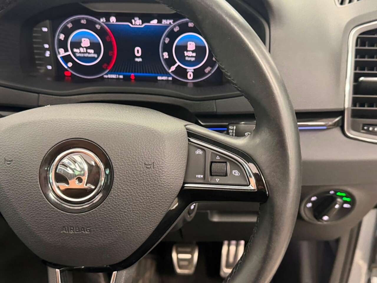 2019 SKODA KAROQ 2019 SKODA KAROQ