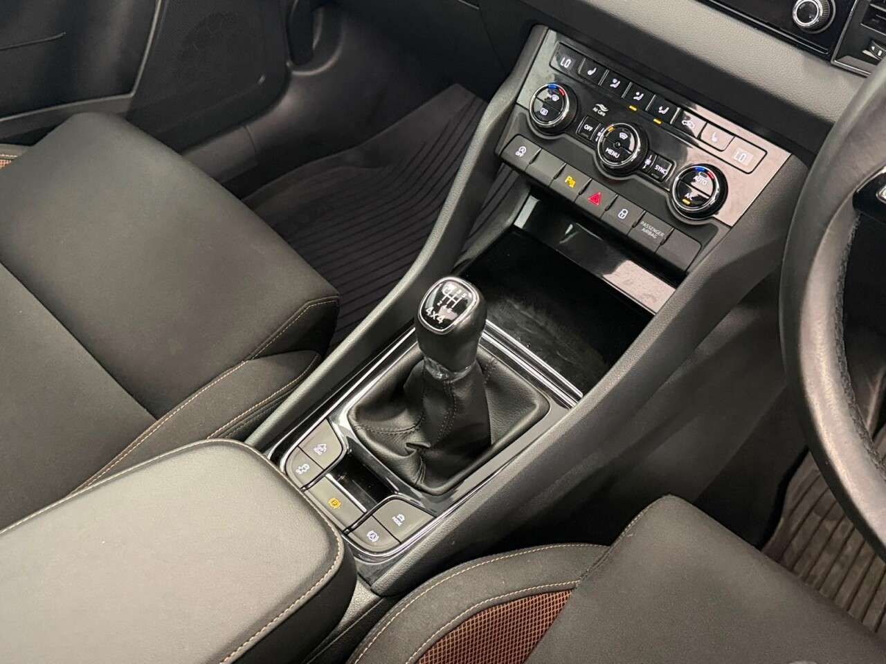 2019 SKODA KAROQ 2019 SKODA KAROQ