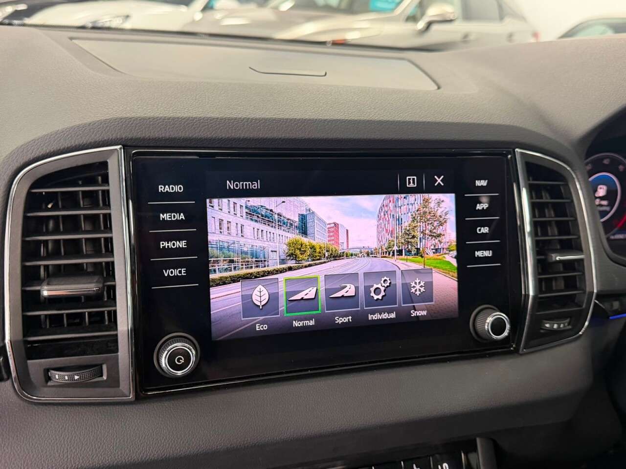 2019 SKODA KAROQ 2019 SKODA KAROQ