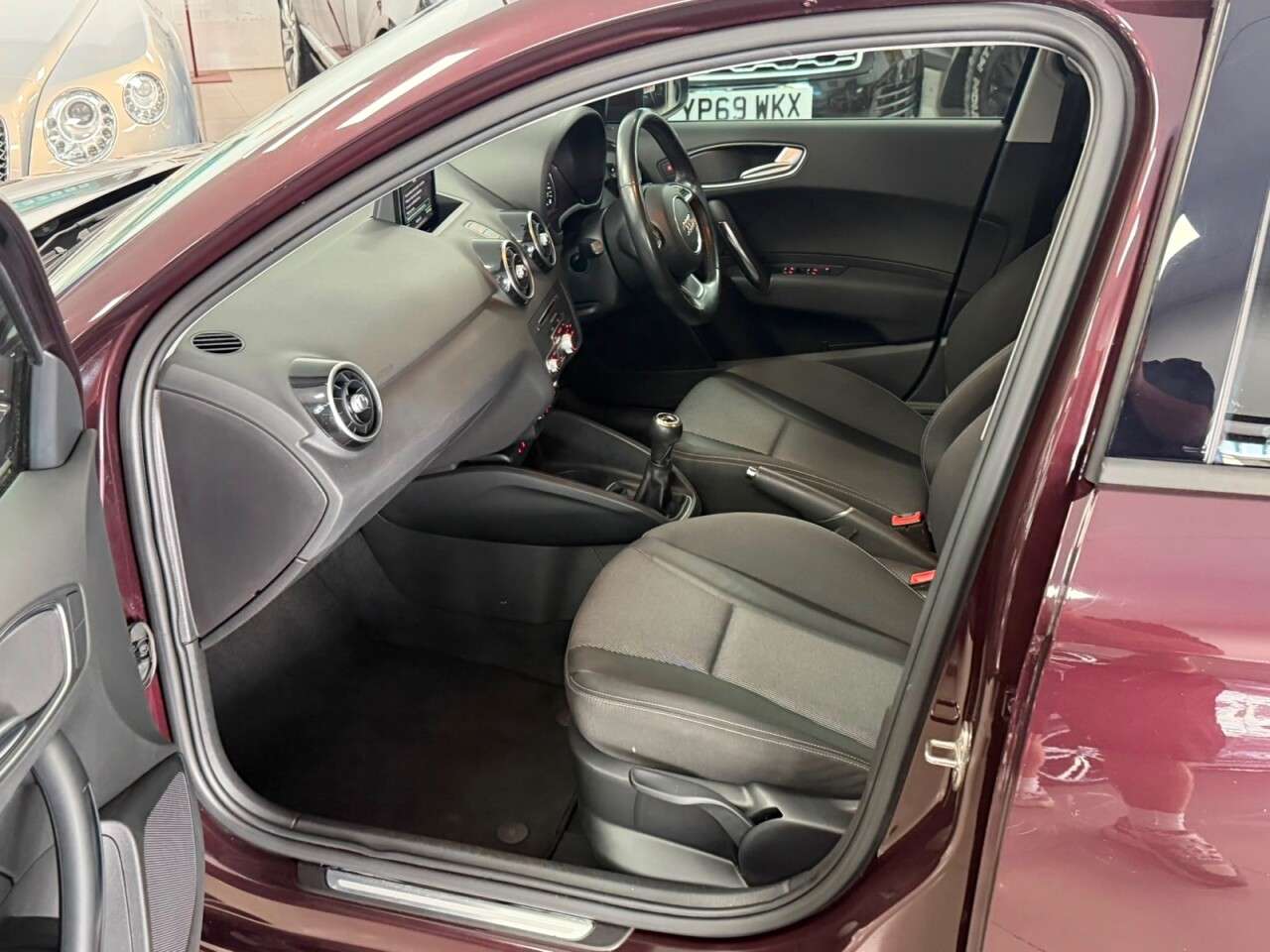 2015 AUDI A1 2015 AUDI A1