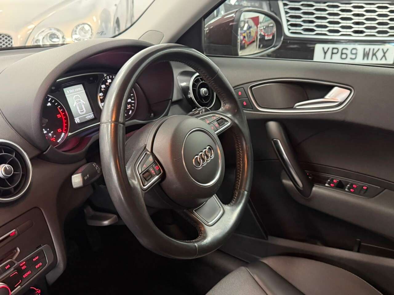 2015 AUDI A1 2015 AUDI A1