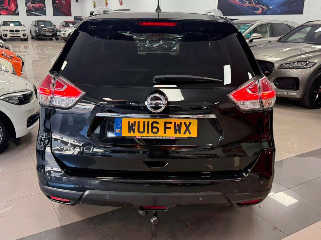 A 2016 NISSAN X-TRAIL 1.6 dCi n-tec SUV 5dr Diesel Manual 4WD Euro 6 (s/s) (130 ps) A 2016 NISSAN X-TRAIL 1.6 dCi n-tec SUV 5dr Diesel Manual 4WD Euro 6 (s/s) (130 ps)