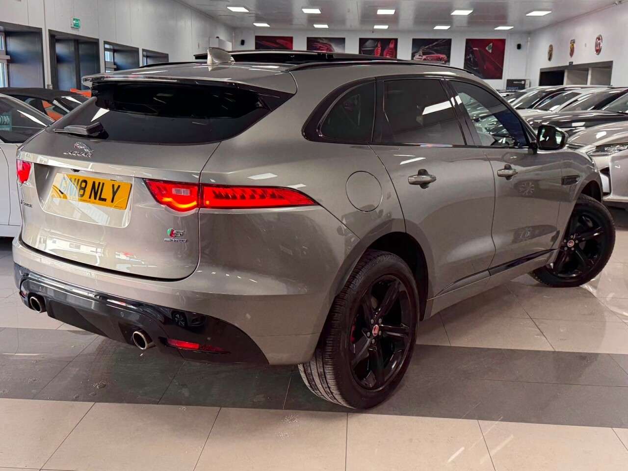 A 2018 JAGUAR F-PACE 3.0 V6 S SUV 5dr Petrol Auto AWD Euro 6 (s/s) (380 ps) FULL HISTORY & PREMI A 2018 JAGUAR F-PACE 3.0 V6 S SUV 5dr Petrol Auto AWD Euro 6 (s/s) (380 ps) FULL HISTORY & PREMI