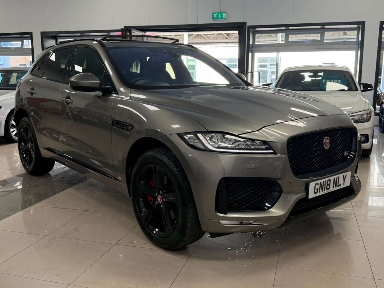2018 JAGUAR F-PACE 2018 JAGUAR F-PACE