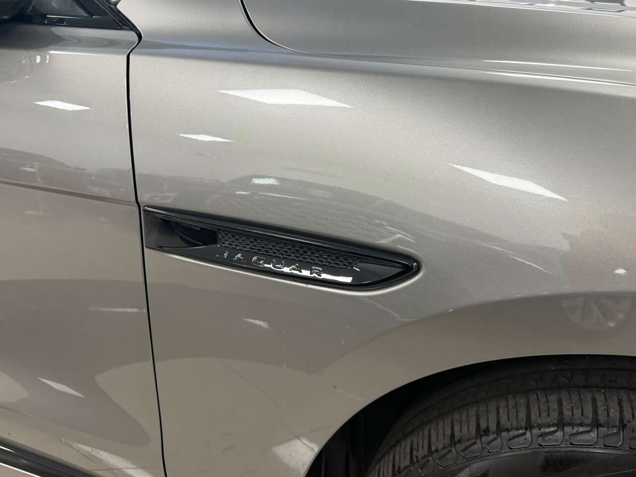 2018 JAGUAR F-PACE 2018 JAGUAR F-PACE
