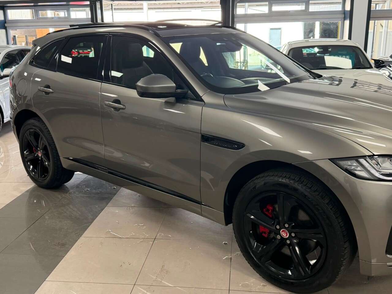 2018 JAGUAR F-PACE 2018 JAGUAR F-PACE