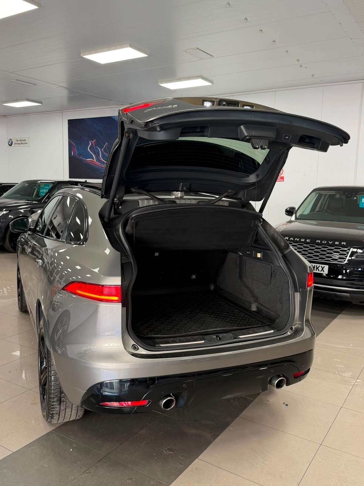 2018 JAGUAR F-PACE 2018 JAGUAR F-PACE