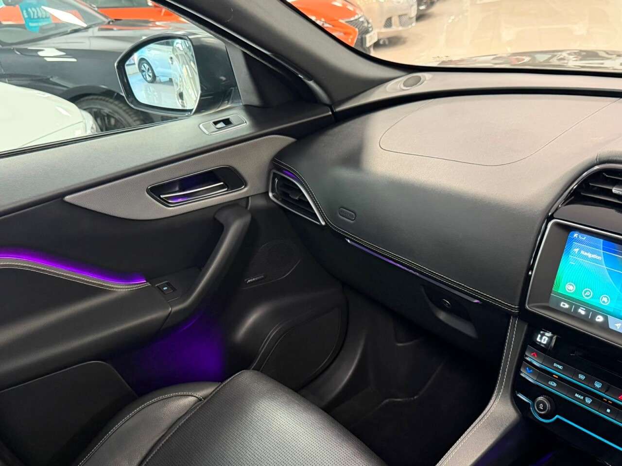 2018 JAGUAR F-PACE 2018 JAGUAR F-PACE