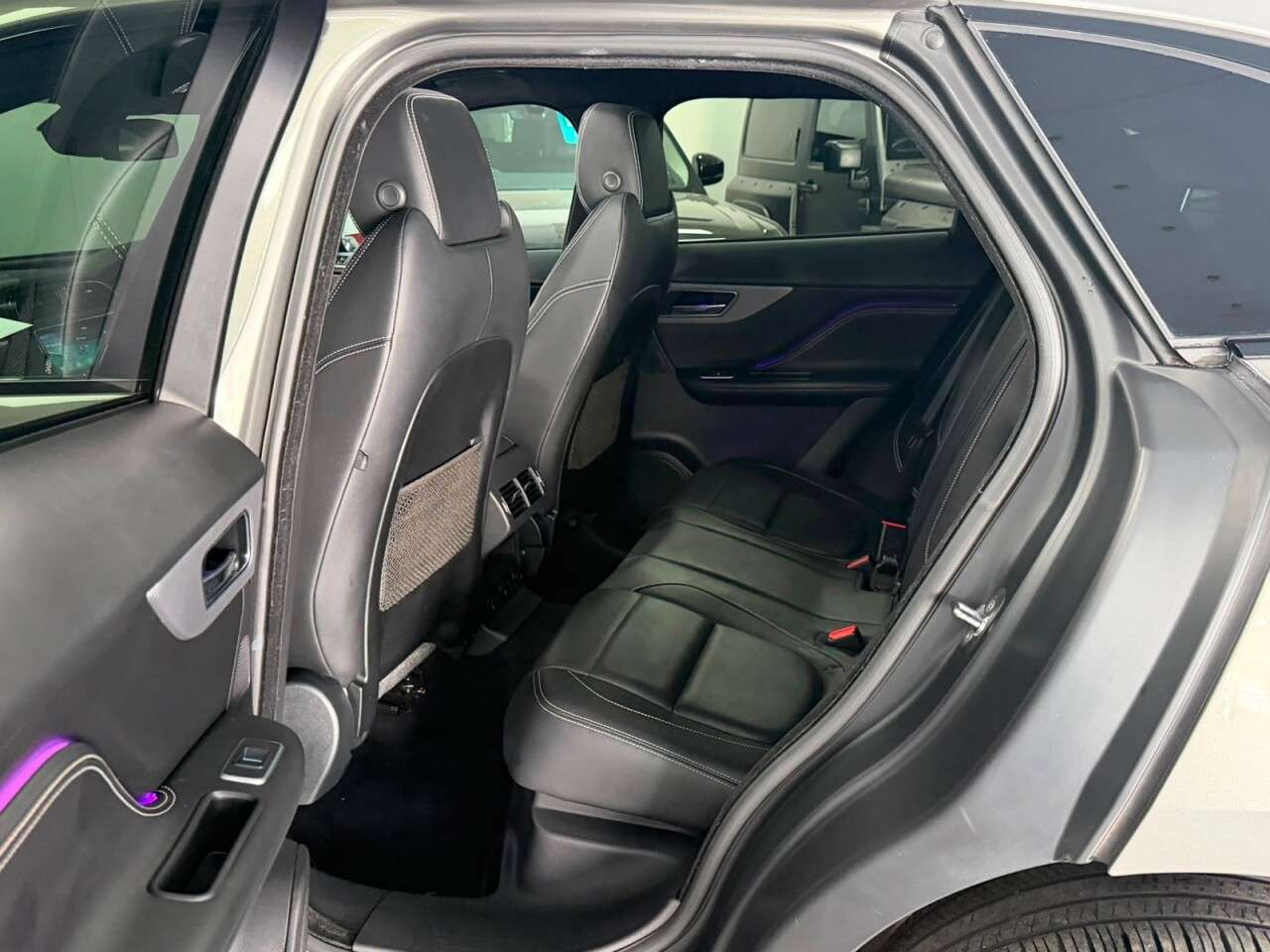 2018 JAGUAR F-PACE 2018 JAGUAR F-PACE