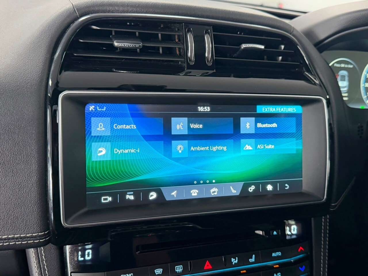 2018 JAGUAR F-PACE 2018 JAGUAR F-PACE