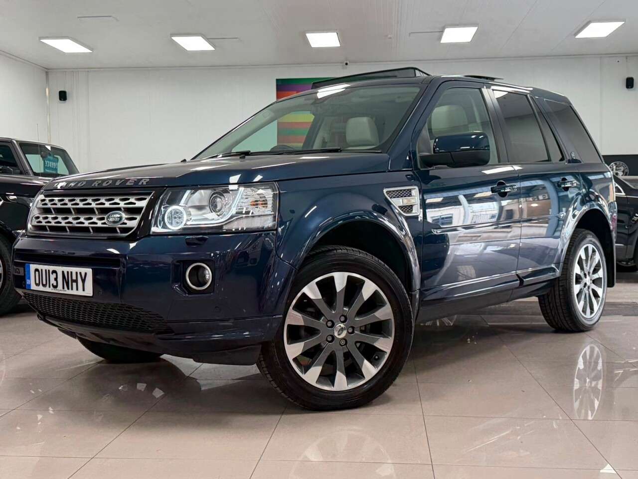 A 2013 LAND ROVER FREELANDER 2 2.2 SD4 HSE Lux SUV 5dr Diesel CommandShift 4WD Euro 5 (190 ps) A 2013 LAND ROVER FREELANDER 2 2.2 SD4 HSE Lux SUV 5dr Diesel CommandShift 4WD Euro 5 (190 ps)