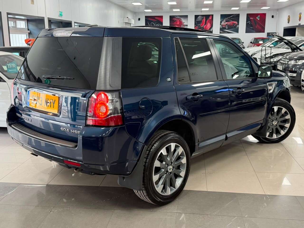 A 2013 LAND ROVER FREELANDER 2 2.2 SD4 HSE Lux SUV 5dr Diesel CommandShift 4WD Euro 5 (190 ps) A 2013 LAND ROVER FREELANDER 2 2.2 SD4 HSE Lux SUV 5dr Diesel CommandShift 4WD Euro 5 (190 ps)