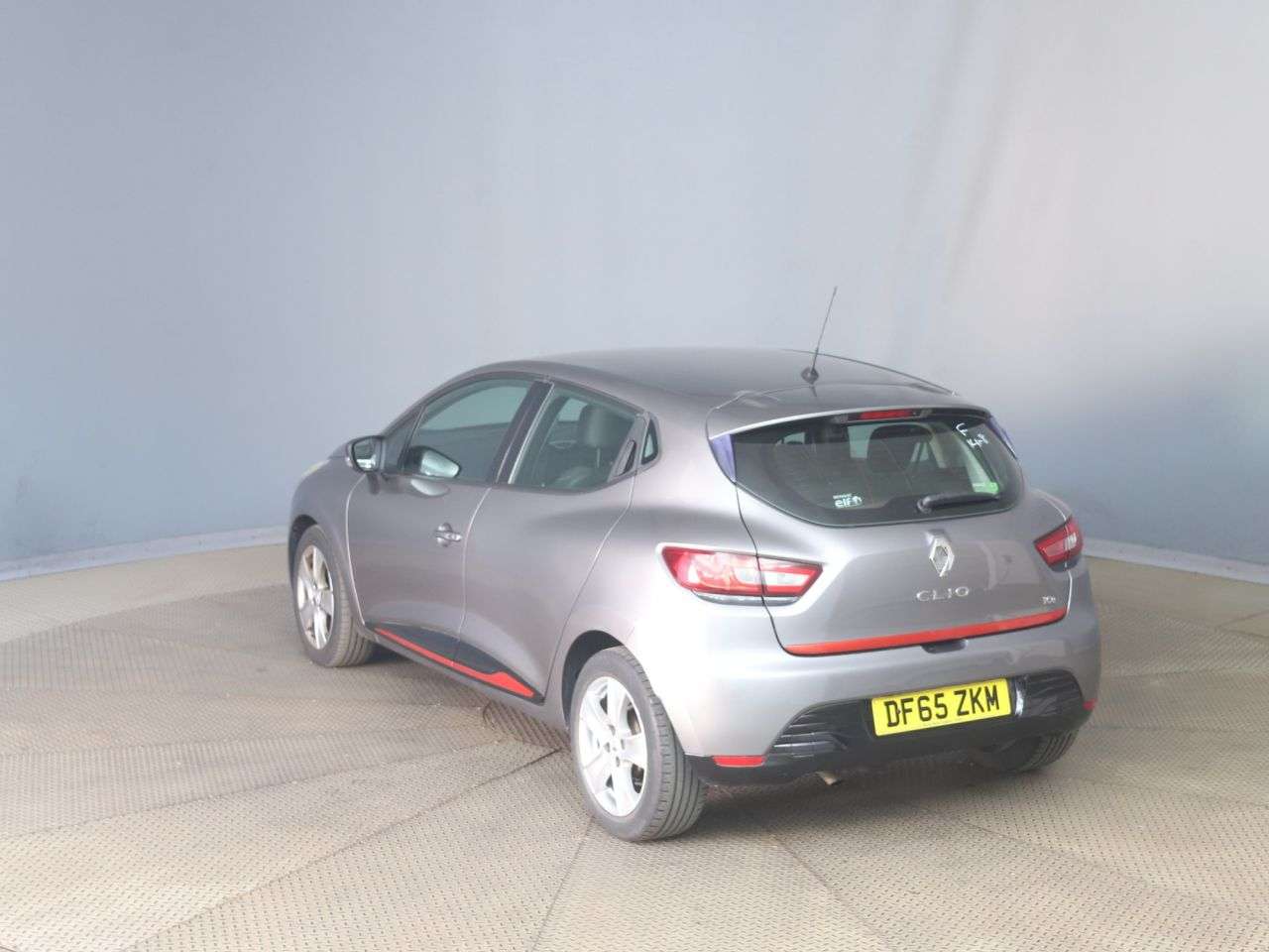 2015 RENAULT CLIO 2015 RENAULT CLIO