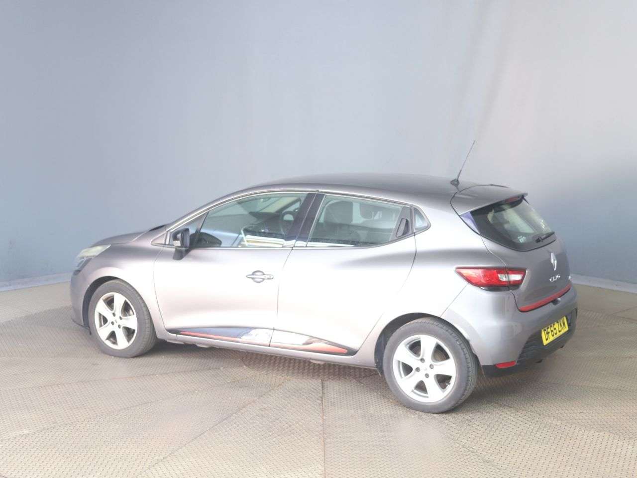 2015 RENAULT CLIO 2015 RENAULT CLIO