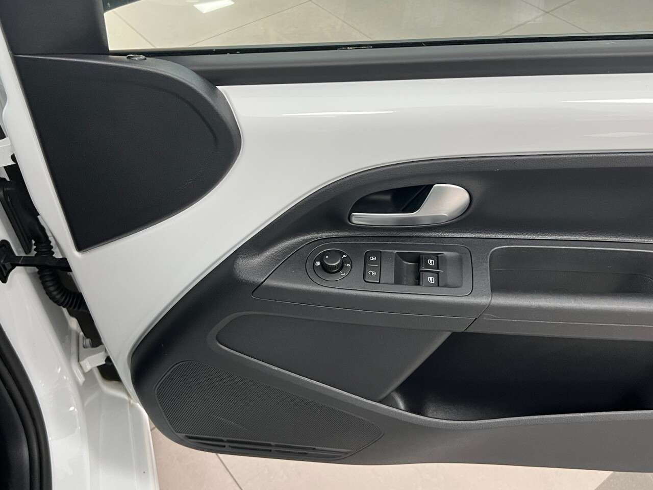 2020 VOLKSWAGEN UP! 2020 VOLKSWAGEN UP!