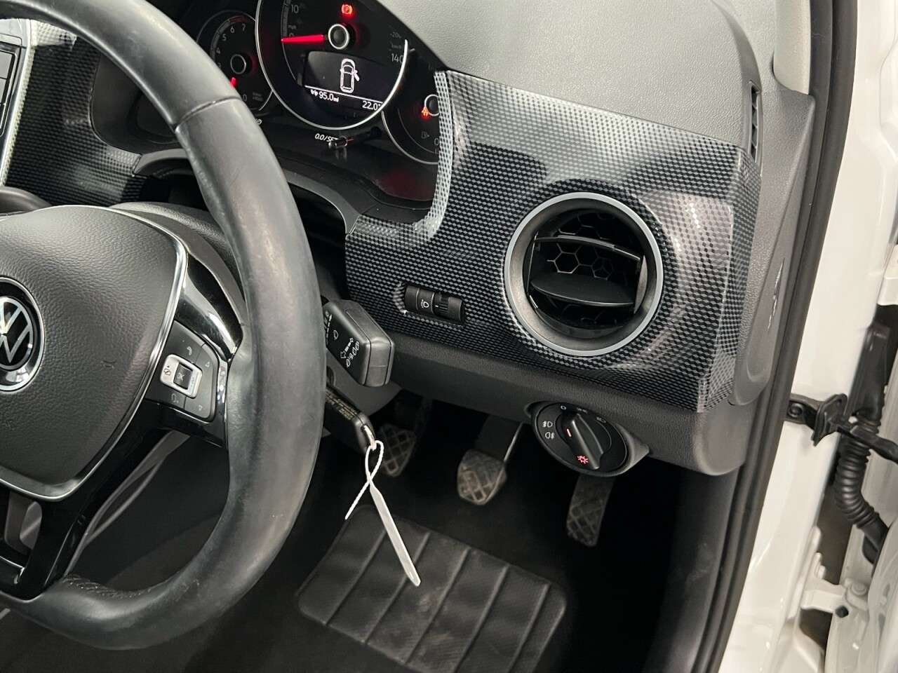 2020 VOLKSWAGEN UP! 2020 VOLKSWAGEN UP!