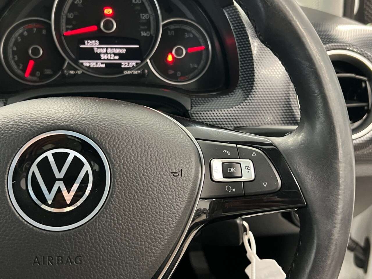 2020 VOLKSWAGEN UP! 2020 VOLKSWAGEN UP!