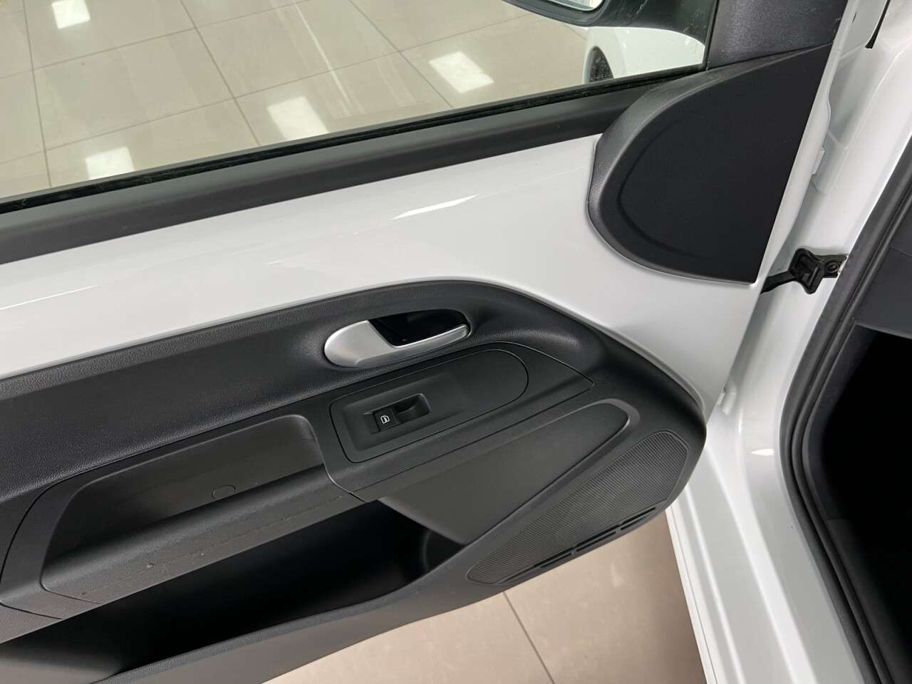 2020 VOLKSWAGEN UP! 2020 VOLKSWAGEN UP!