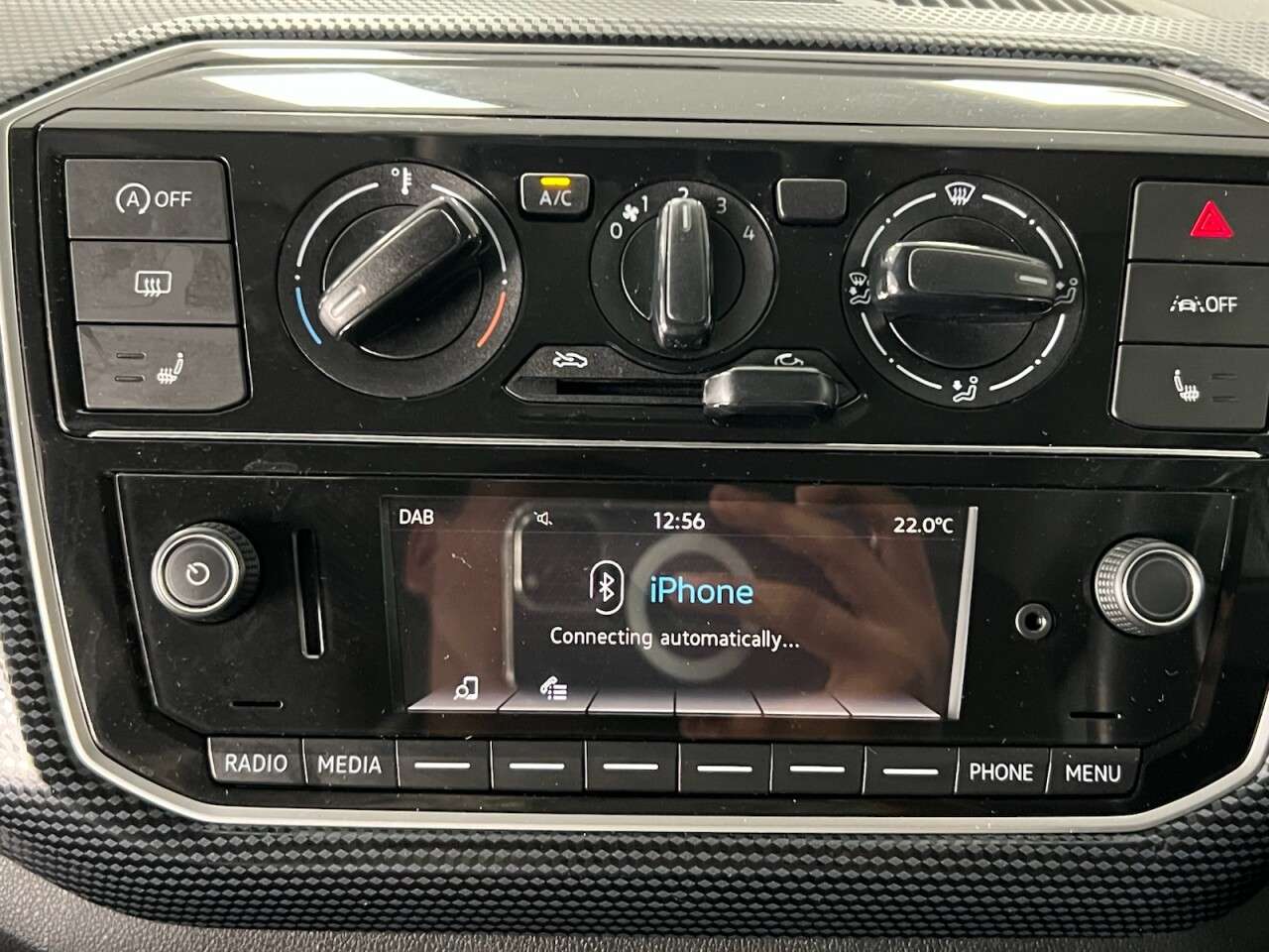 2020 VOLKSWAGEN UP! 2020 VOLKSWAGEN UP!
