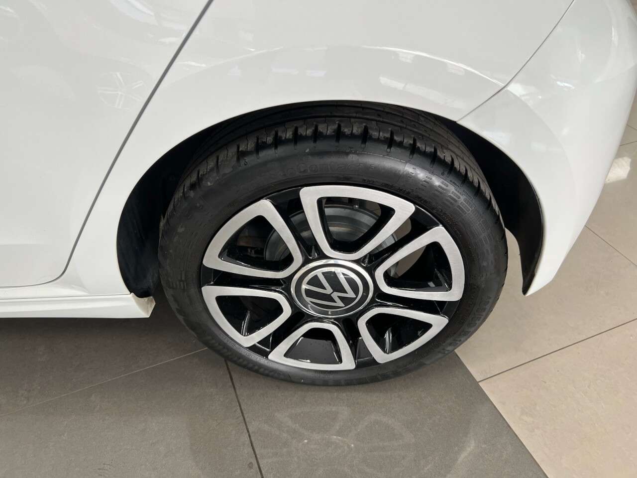 2020 VOLKSWAGEN UP! 2020 VOLKSWAGEN UP!