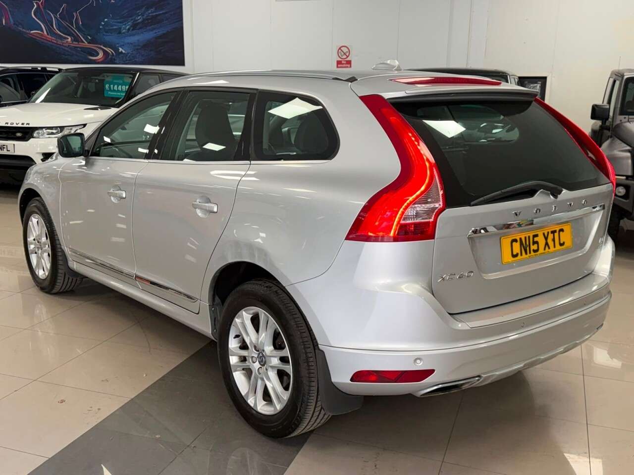 2015 VOLVO XC60 2015 VOLVO XC60