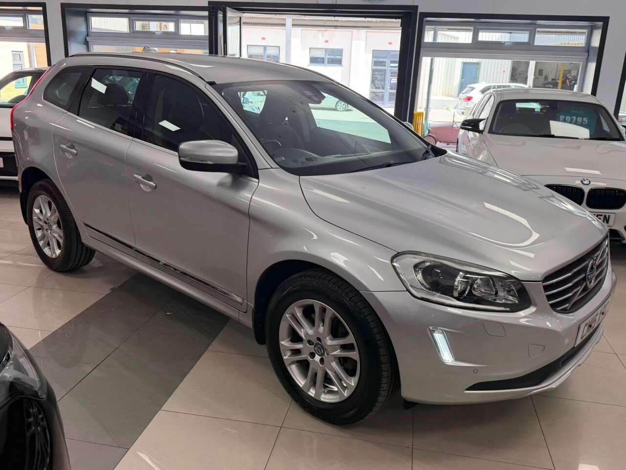 2015 VOLVO XC60 2015 VOLVO XC60