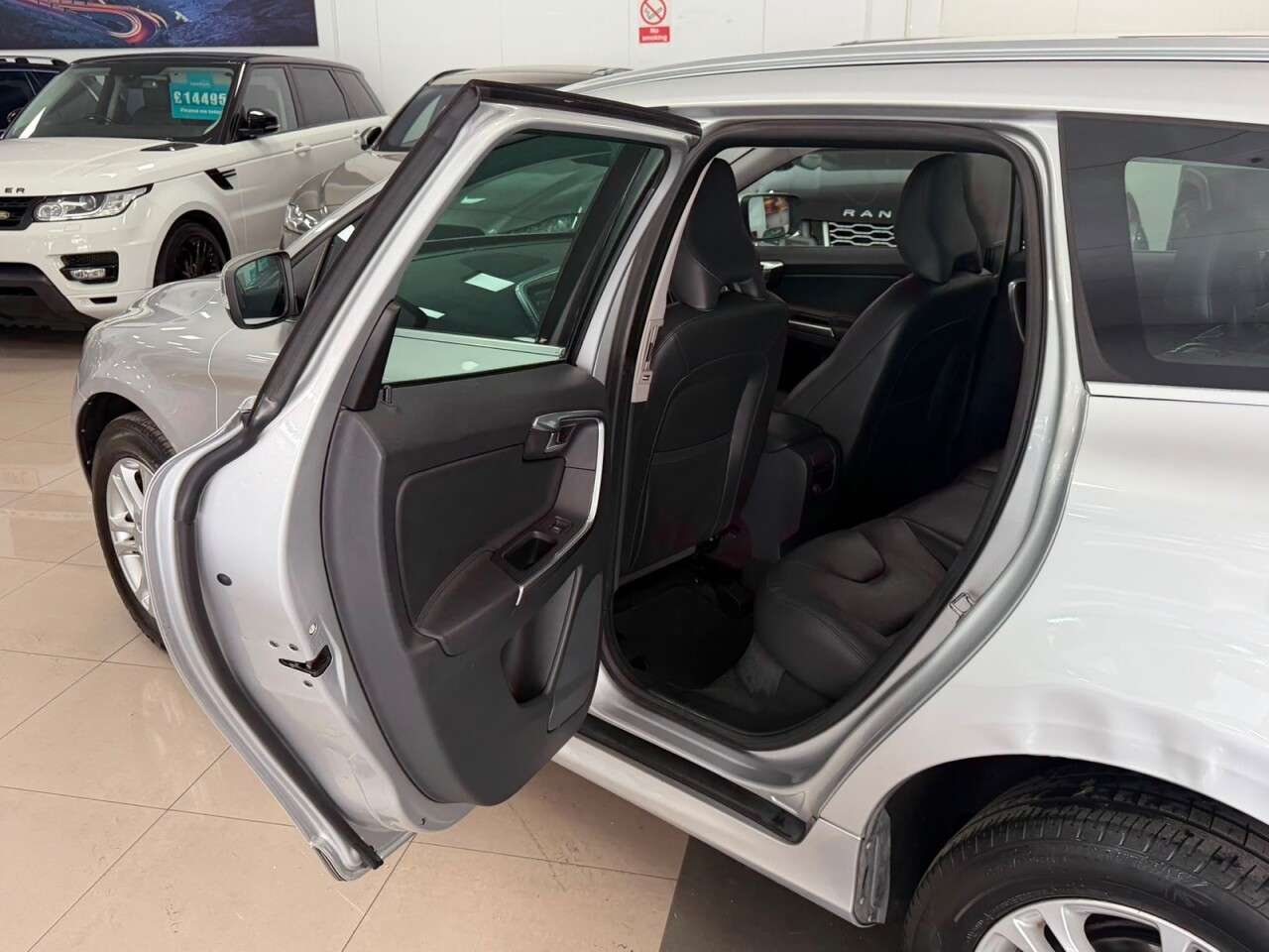 2015 VOLVO XC60 2015 VOLVO XC60