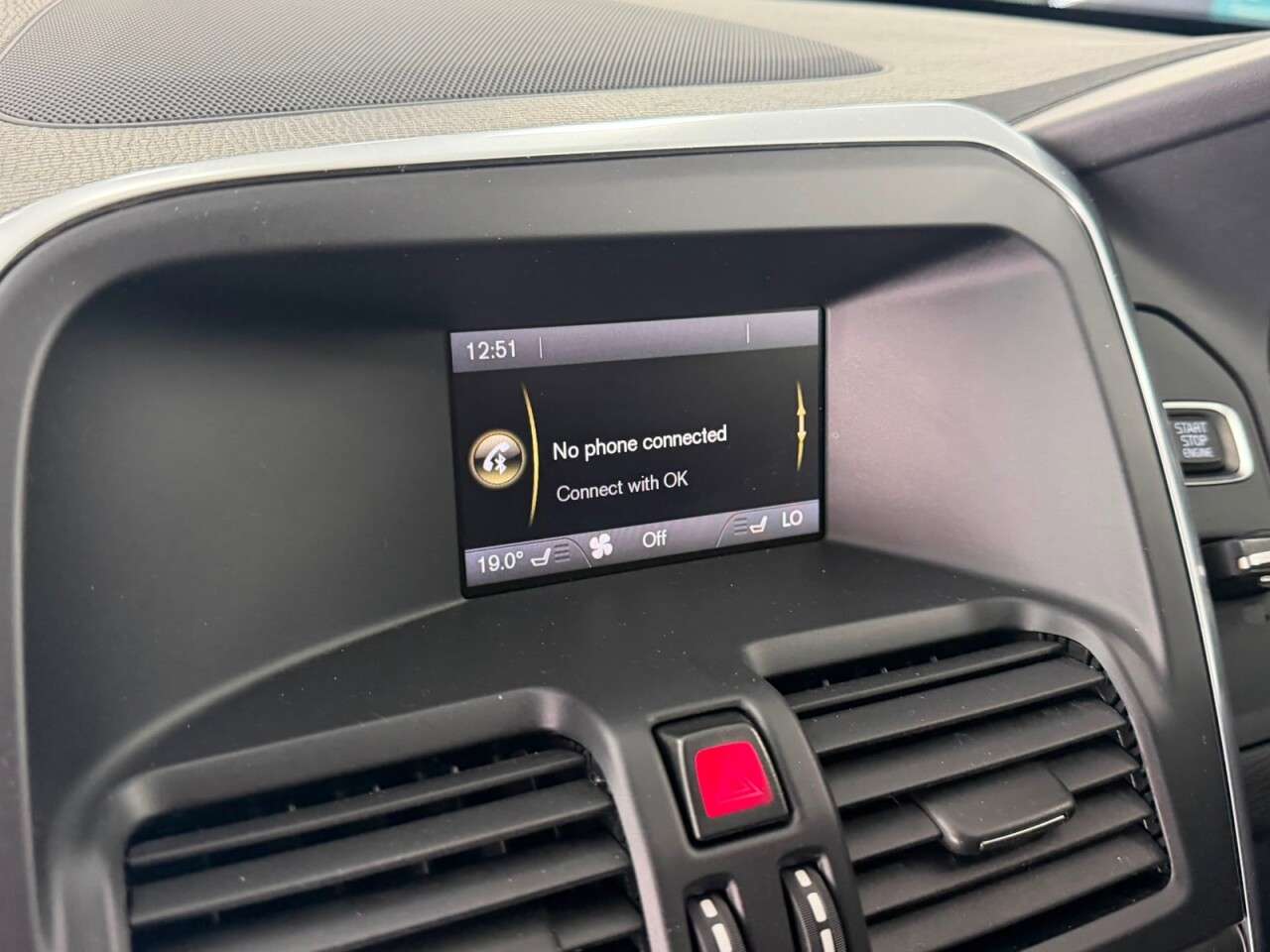 2015 VOLVO XC60 2015 VOLVO XC60