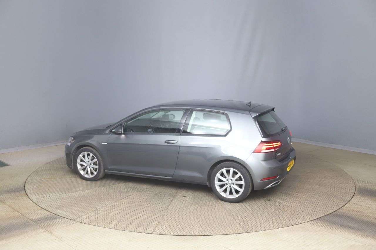 2018 VOLKSWAGEN GOLF 2018 VOLKSWAGEN GOLF