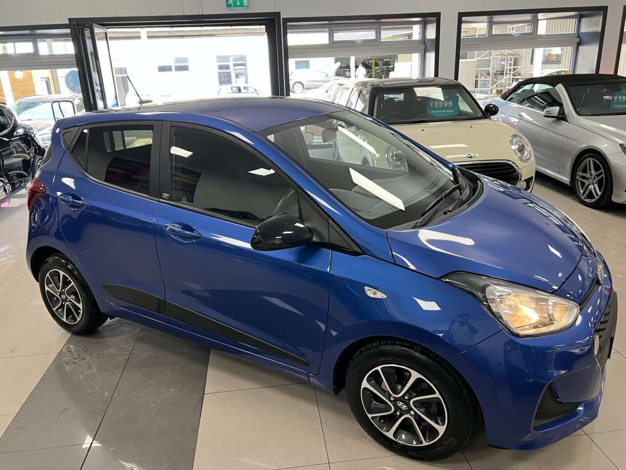 A 2019 HYUNDAI I10 1.0 GO! SE Hatchback 5dr Petrol Manual Euro 6 (67 ps) A 2019 HYUNDAI I10 1.0 GO! SE Hatchback 5dr Petrol Manual Euro 6 (67 ps)