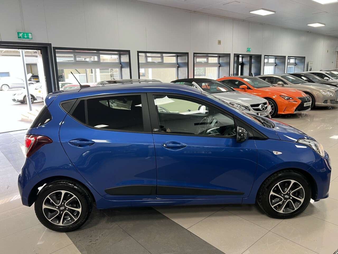 A 2019 HYUNDAI I10 1.0 GO! SE Hatchback 5dr Petrol Manual Euro 6 (67 ps) A 2019 HYUNDAI I10 1.0 GO! SE Hatchback 5dr Petrol Manual Euro 6 (67 ps)