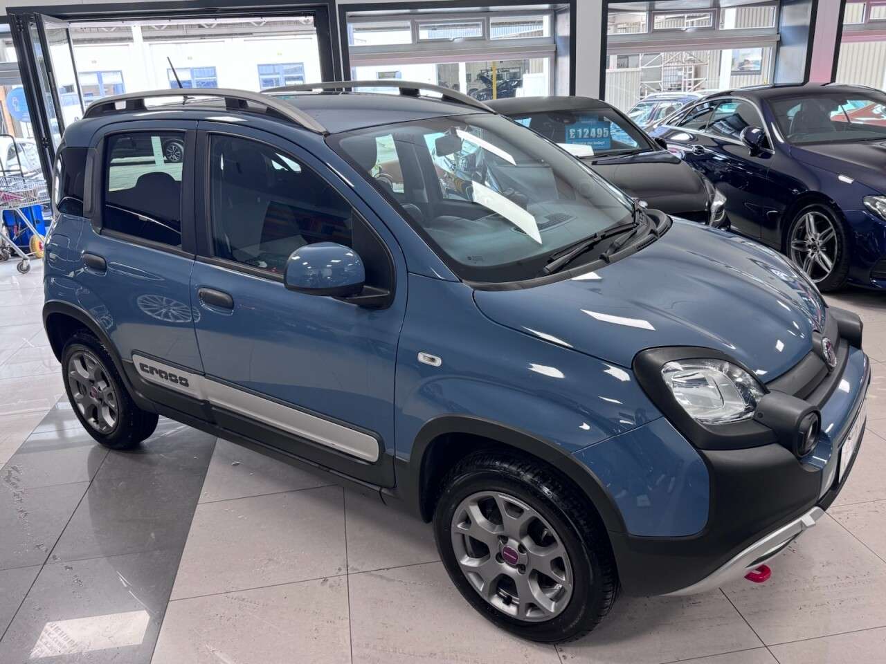 A 2021 FIAT PANDA TWINAIR CROSS A 2021 FIAT PANDA TWINAIR CROSS