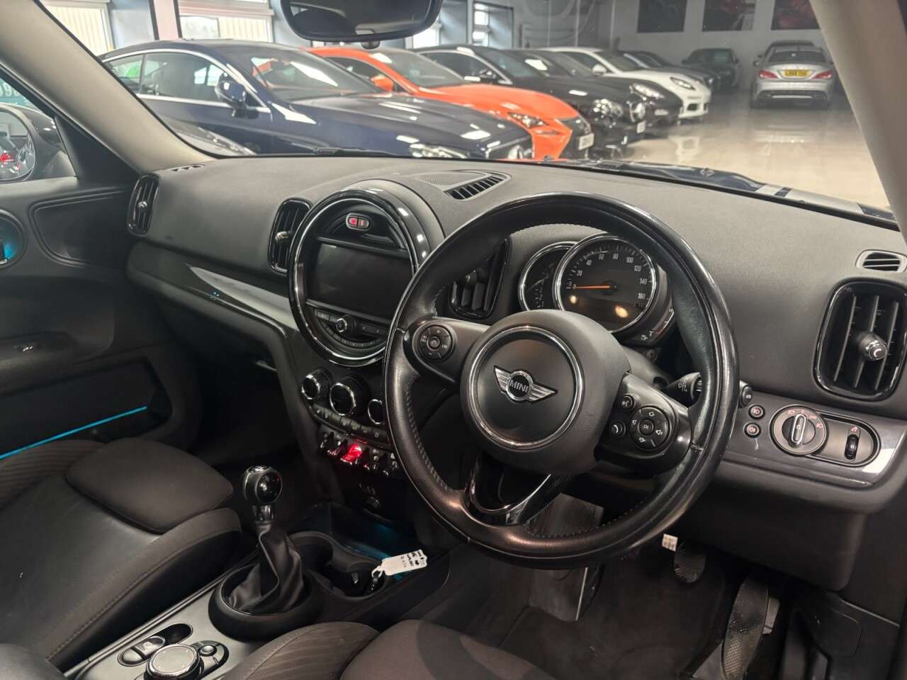 2018 MINI COUNTRYMAN 2018 MINI COUNTRYMAN