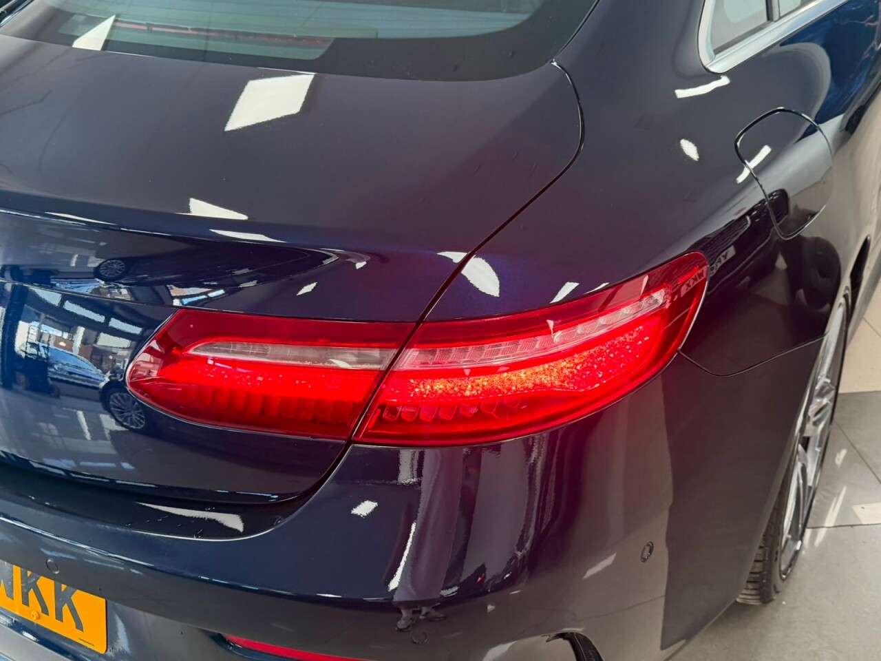 A 2017 MERCEDES-BENZ E CLASS 2.0 E220d AMG Line Coupe 2dr Diesel G-Tronic+ Euro 6 (s/s) (194 ps) AMBIENT A 2017 MERCEDES-BENZ E CLASS 2.0 E220d AMG Line Coupe 2dr Diesel G-Tronic+ Euro 6 (s/s) (194 ps) AMBIENT
