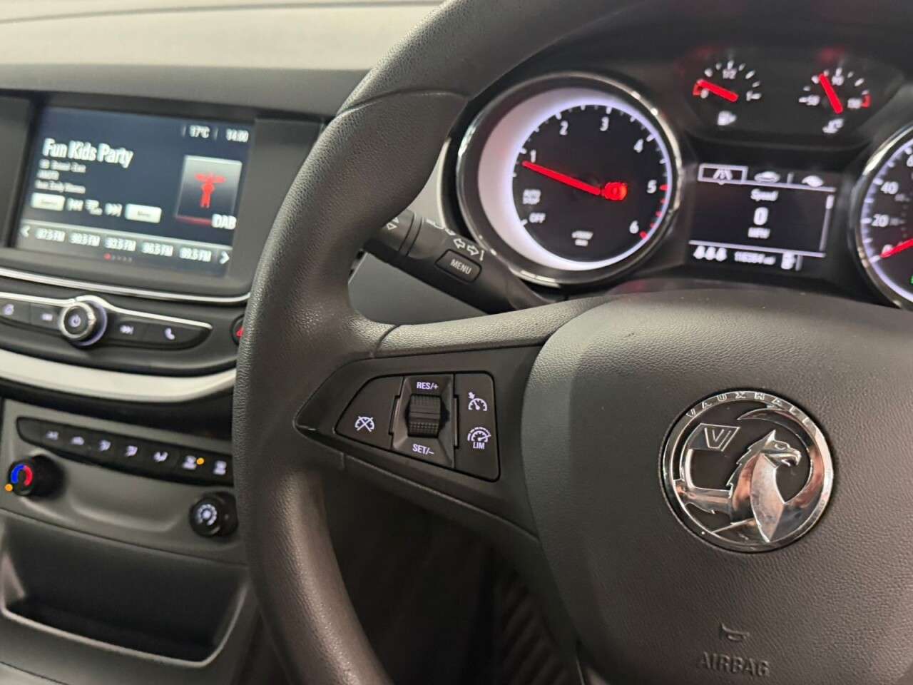 2018 VAUXHALL ASTRA 2018 VAUXHALL ASTRA