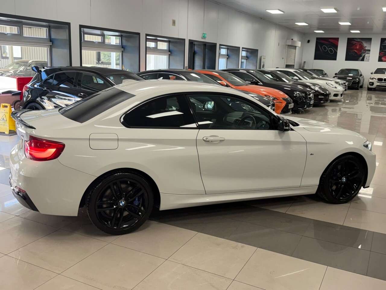A 2018 BMW 2 SERIES 2.0 220i M Sport Coupe 2dr Petrol Auto Euro 6 (s/s) (184 ps) A 2018 BMW 2 SERIES 2.0 220i M Sport Coupe 2dr Petrol Auto Euro 6 (s/s) (184 ps)