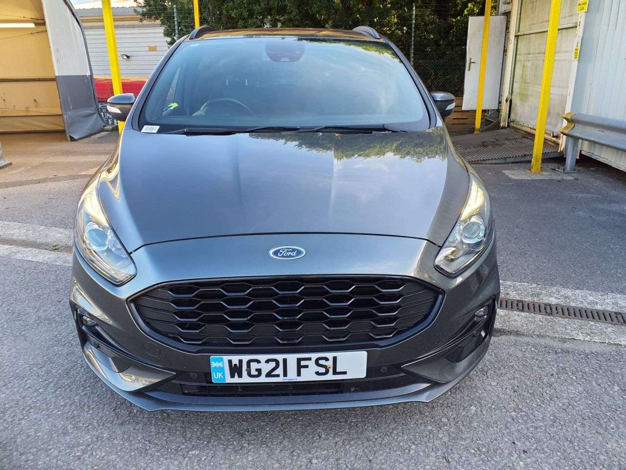 A 2021 FORD S-MAX 2.0 EcoBlue ST-Line MPV 5dr Diesel Auto Euro 6 (s/s) (190 ps) A 2021 FORD S-MAX 2.0 EcoBlue ST-Line MPV 5dr Diesel Auto Euro 6 (s/s) (190 ps)